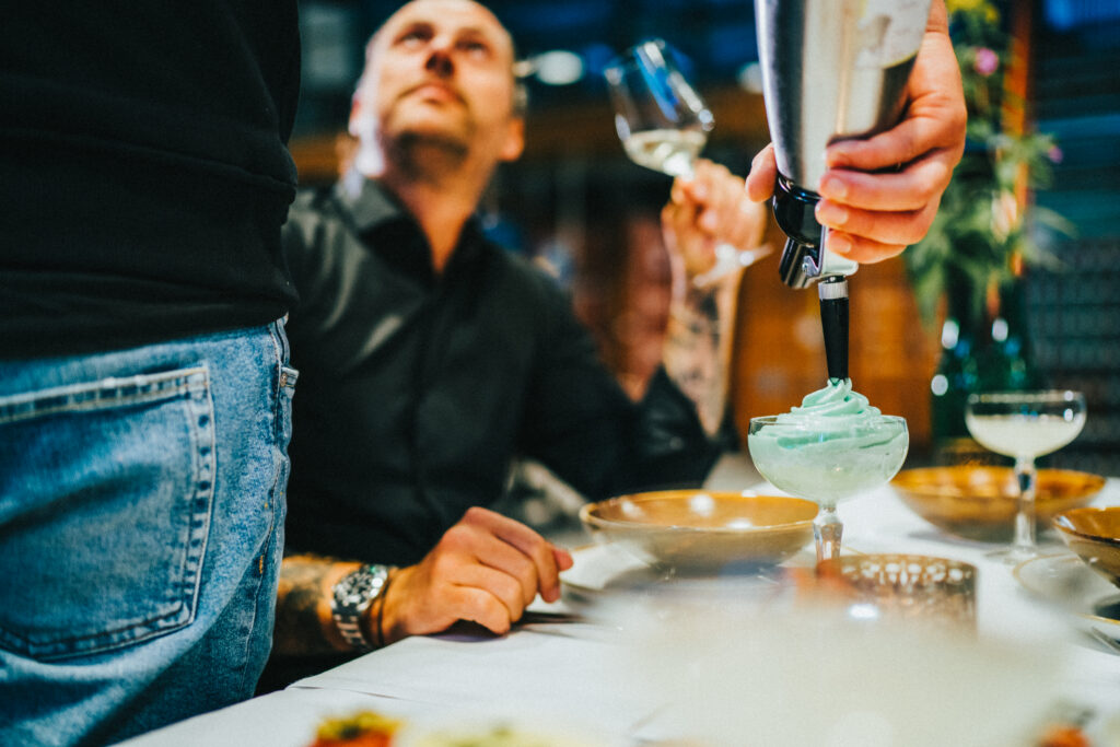whipping siphon