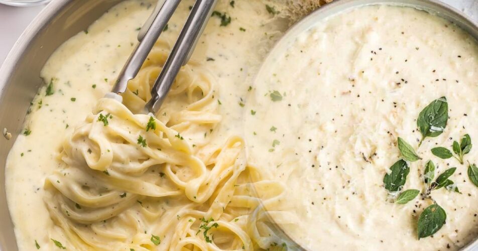 Whipped Cheesy Alfredo Sauce Recipe: The Ultimate Creamy Pasta Classic
