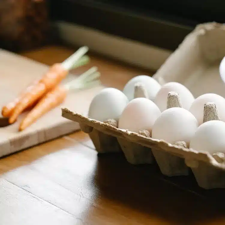 Preheat oven to 350°F. Grease and flour a 9x13-inch cake pan. Mix the flour, salt, baking powder, cinnamon, and baking soda together in a medium-sized bowl using a whisk.